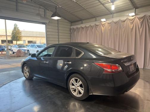 2014 Nissan Altima 2.5 SV