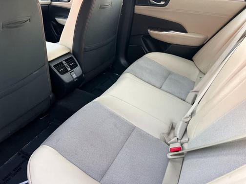 2019 Honda Clarity Plug-In Hybrid Base