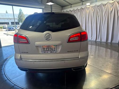 White Diamond Tricoat 2013 Buick Enclave Leather