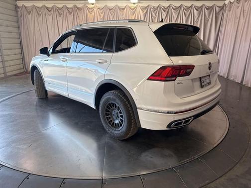 Opal White Pearl 2024 Volkswagen Tiguan 2.0T SEL R-Line 4MOTION