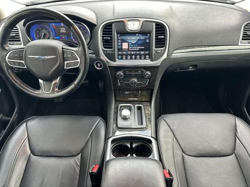 2019 Chrysler 300 Limited