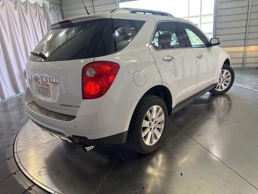 Summit White 2011 Chevrolet Equinox LTZ