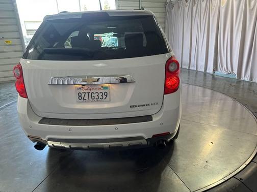 Summit White 2011 Chevrolet Equinox LTZ