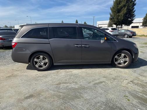 2012 Honda Odyssey 5dr