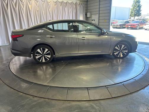 Gun Metallic 2021 Nissan Altima 2.5 SL
