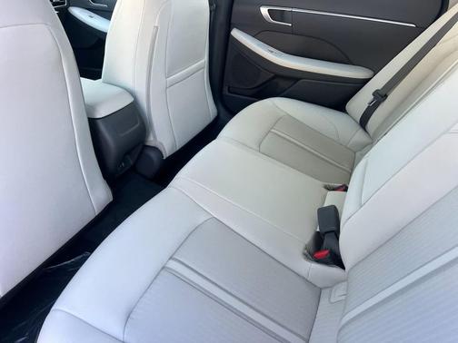 2026 Hyundai SONATA SEL