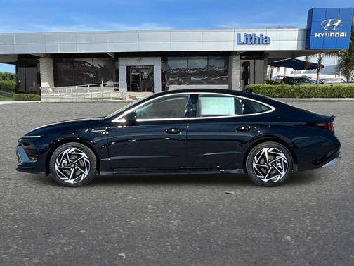 2026 Hyundai SONATA SEL