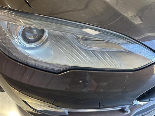 2013 Tesla Model S 4dr Sdn