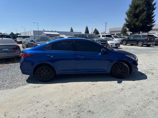 Admiral Blue 2021 Hyundai Accent SE