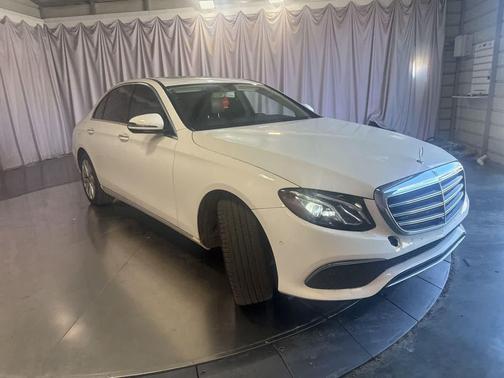 Polar White 2018 Mercedes-Benz E-Class E 300