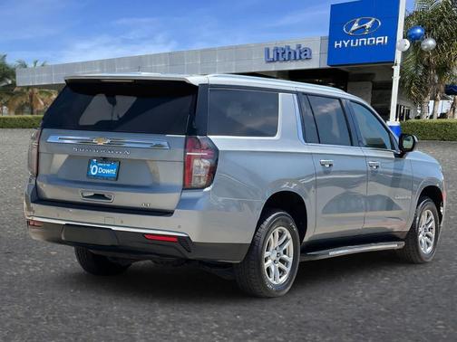 Sterling Gray Metallic 2023 Chevrolet Suburban LT