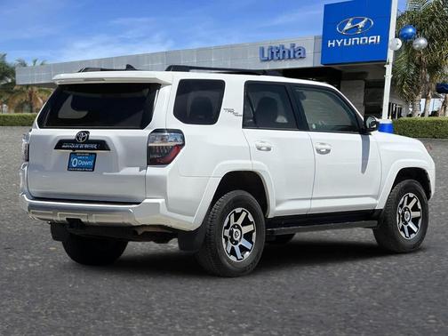 2024 Toyota 4Runner TRD Off Road