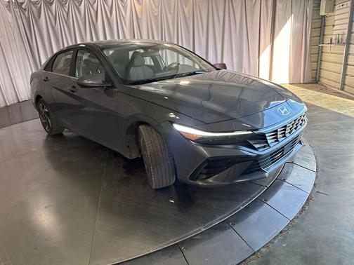 Ecotronic Gray 2025 Hyundai ELANTRA SEL