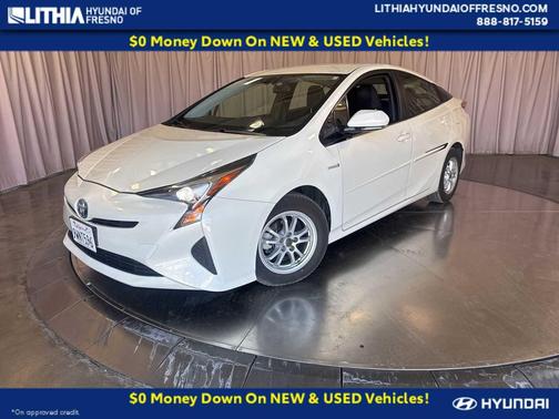 Blizzard Pearl 2016 Toyota Prius Three