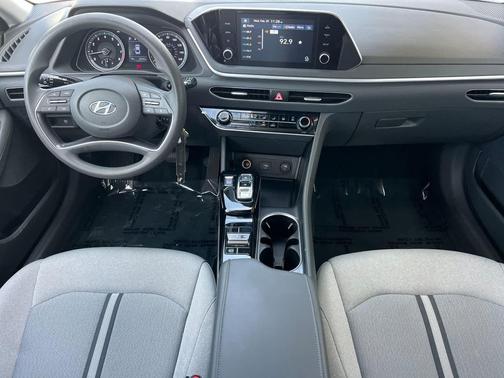 2021 Hyundai SONATA SE