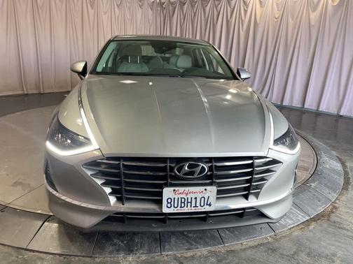 2021 Hyundai SONATA SE