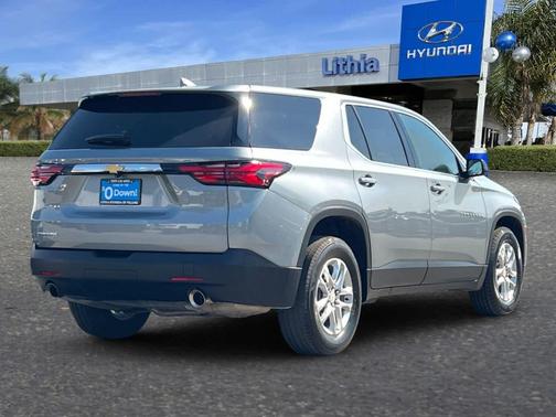 2023 Chevrolet Traverse LS