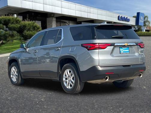 2023 Chevrolet Traverse LS