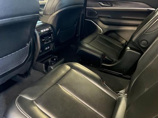 Diamond Black Crystal Pearlcoat 2022 Jeep Grand Cherokee L Limited