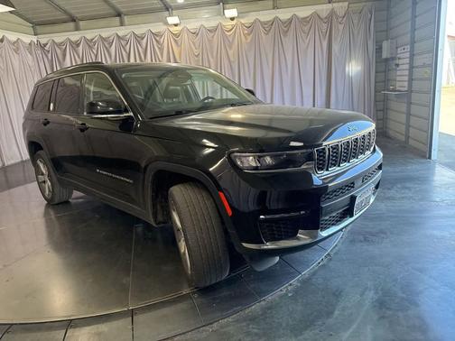 Diamond Black Crystal Pearlcoat 2022 Jeep Grand Cherokee L Limited
