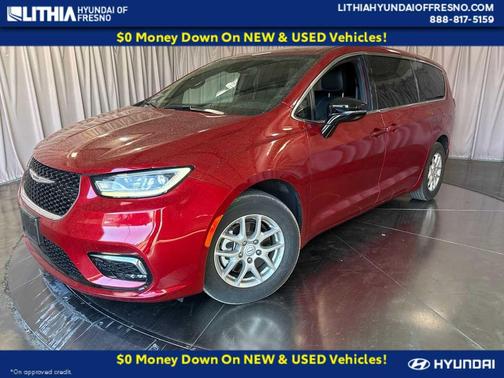 Red Hot Pearlcoat 2025 Chrysler Pacifica L