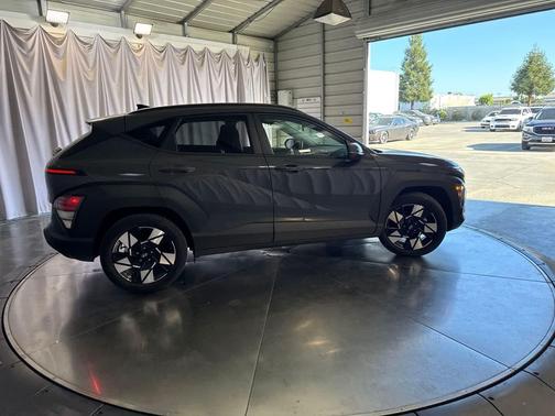 Ecotronic Gray Pearl 2024 Hyundai KONA SEL