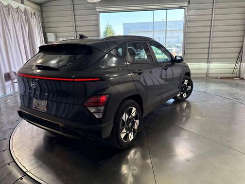 Ecotronic Gray Pearl 2024 Hyundai KONA SEL