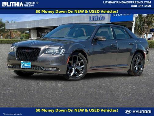 Granite Crystal Metallic Clearcoat 2023 Chrysler 300 S