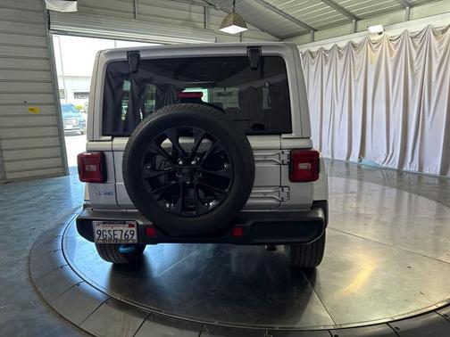 Silver Zynith Clearcoat 2023 Jeep Wrangler 4xe Sahara