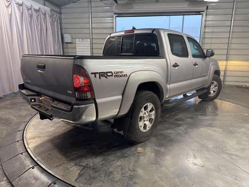 2015 Toyota Tacoma Base
