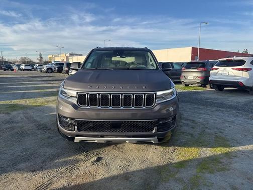2024 Jeep Wagoneer L Series II