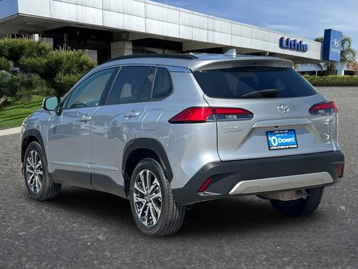 2022 Toyota Corolla Cross XLE