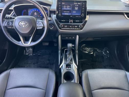 2022 Toyota Corolla Cross XLE