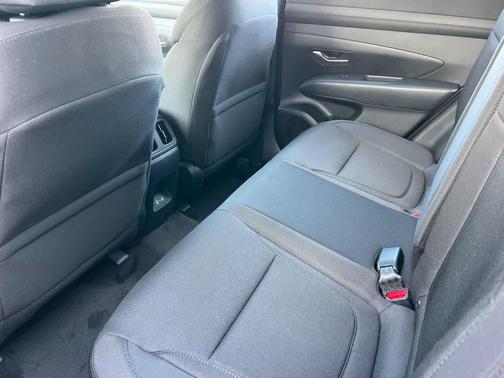 Shimmering Silver 2026 Hyundai TUCSON Hybrid Blue SE