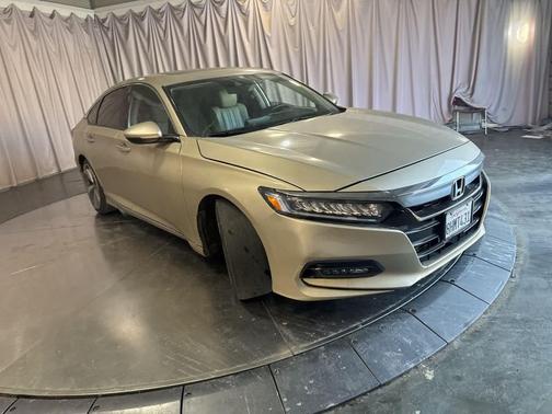 2018 Honda Accord Touring 1.5T