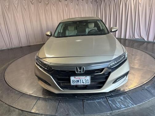 2018 Honda Accord Touring 1.5T