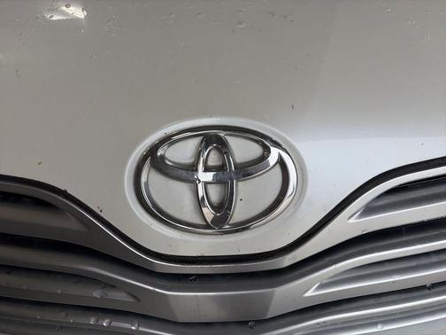 2011 Toyota Venza Base