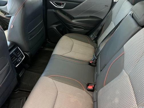 Crystal White Pearl 2020 Subaru Forester Sport