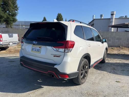 Crystal White Pearl 2020 Subaru Forester Sport