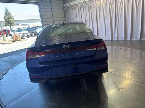 Intense Blue 2022 Hyundai ELANTRA SEL