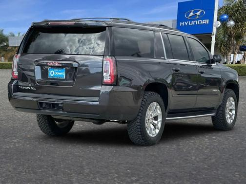 Iridium Metallic 2018 GMC Yukon XL SLT Standard Edition