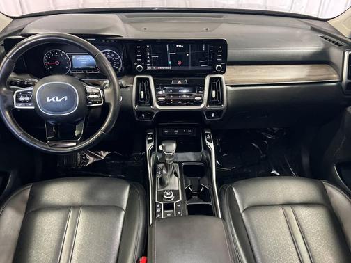 2023 Kia Sorento EX