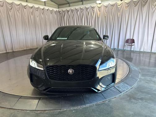 Santorini Black Metallic 2023 Jaguar XF SE
