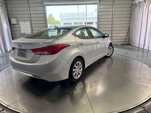 Shimmering Silver 2012 Hyundai ELANTRA GLS