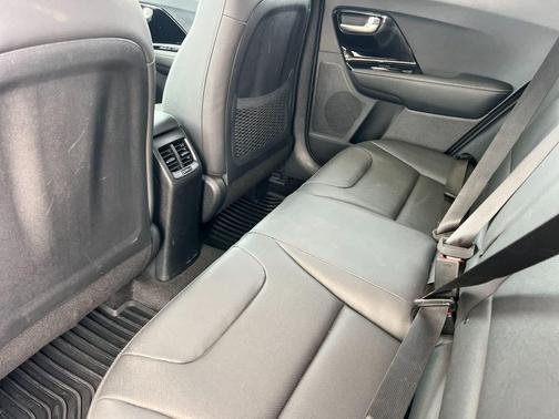 2022 Kia Niro Plug-In Hybrid EX Premium