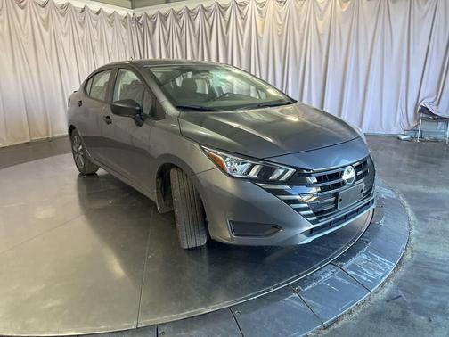 Gun Metallic 2024 Nissan Versa 1.6 S