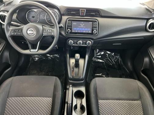 Gun Metallic 2024 Nissan Versa 1.6 S