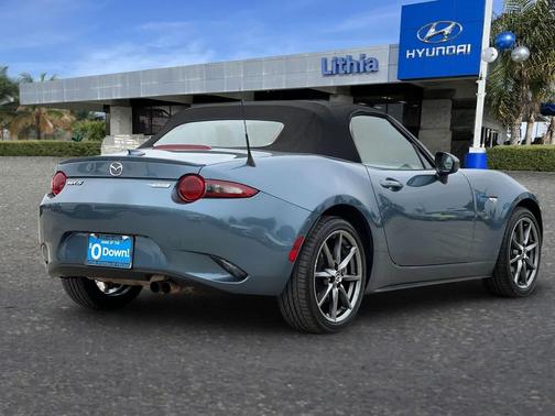 2016 Mazda MX-5 Miata Grand Touring