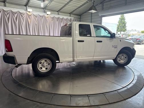 Bright White Clearcoat 2019 RAM 1500 Tradesman