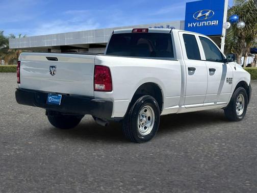 Bright White Clearcoat 2019 RAM 1500 Tradesman